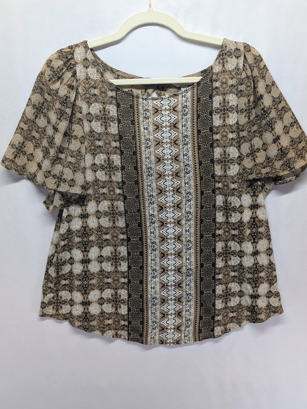 82.Lucky Brand‎ Neutral Printed Flutter-Sleeve Blouse